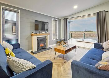 Luxury Spa Lodge - Heathergate Boutique Holiday Park, Hexham