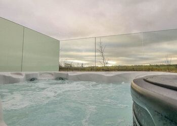 Hazelwood Deluxe Lodge - Heathergate Boutique Holiday Park, Hexham