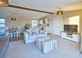 Hazelwood Deluxe Lodge - Heathergate Boutique Holiday Park, Hexham