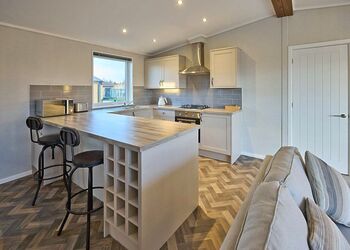 Hazelwood Deluxe Lodge - Heathergate Boutique Holiday Park, Hexham