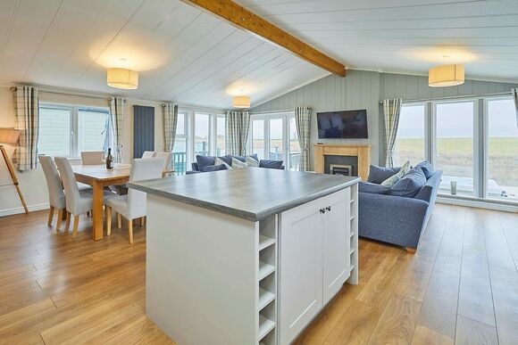 Juniper Deluxe Lodge - Heathergate Boutique Holiday Park, Hexham