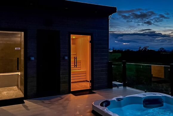 Luxury Spa Lodge - Heathergate Boutique Holiday Park, Hexham
