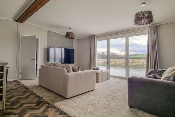 Hazelwood Deluxe Lodge - Heathergate Boutique Holiday Park, Hexham