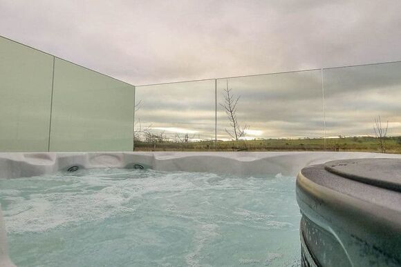 Hazelwood Deluxe Lodge - Heathergate Boutique Holiday Park, Hexham