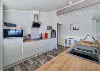 Chestnut Lodge (P/F) VIP - Haystax Holiday Lodges, Knitsley