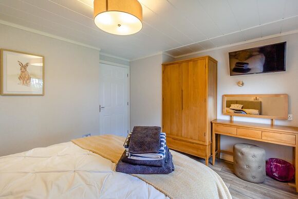 Cherry Lodge - Haystax Holiday Lodges, Knitsley