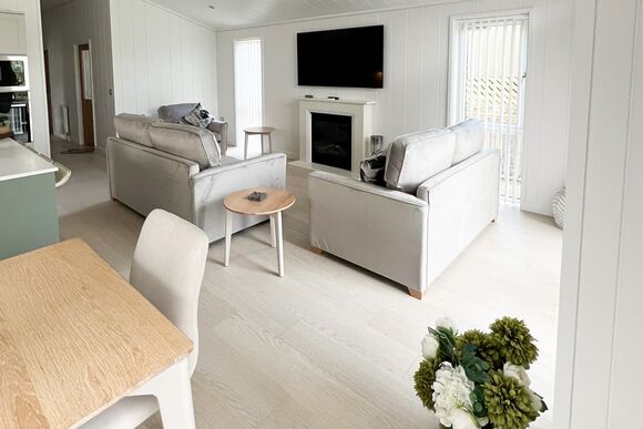 Retreat Lodge (3 Bed) - Hillcroft Park, Pooley Bridge, Ullswater