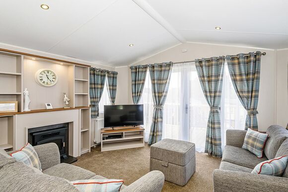 Sheraton (Pet) - Hillcroft Park, Pooley Bridge, Ullswater