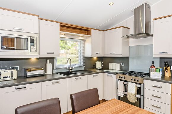 Sheraton (Pet) - Hillcroft Park, Pooley Bridge, Ullswater