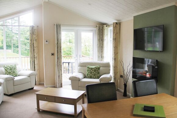 Ullswater (Pet) F - Hillcroft Park, Pooley Bridge, Ullswater