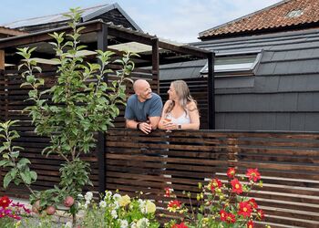 Bee - Hill Farm Retreat, Wangford, near Southwold