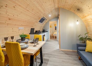 Bee - Hill Farm Retreat, Wangford, near Southwold