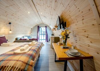 Hare Lodge - Hill Farm Retreat, Wangford, near Southwold