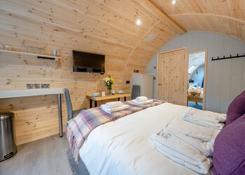 Hare Lodge - Hill Farm Retreat, Wangford, near Southwold