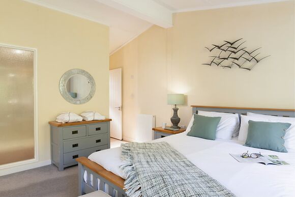 Elite Spa Lodge 2 - Willow Bay Lodge Escape, Holsworthy