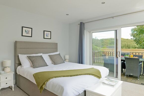 Elite Plus Spa Cottage - Willow Bay Lodge Escape, Holsworthy