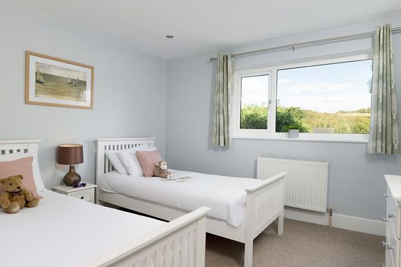 Elite Plus Spa Cottage - Willow Bay Lodge Escape, Holsworthy
