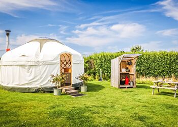 Poppy - Headland Escape Glamping, Tenby