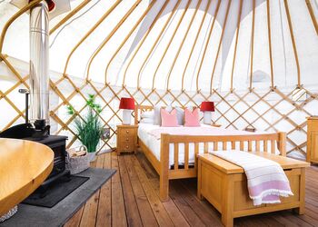 Poppy - Headland Escape Glamping, Tenby