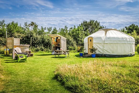 Bluebell - Headland Escape Glamping, Tenby