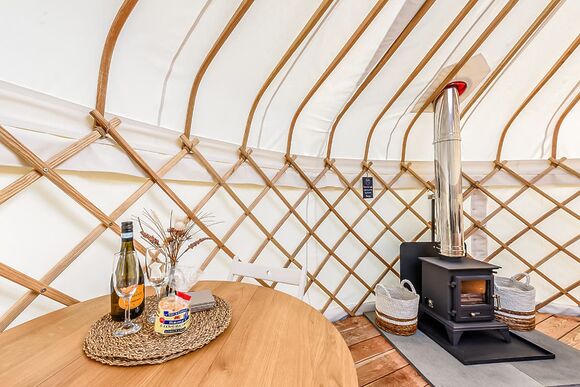 Primrose - Headland Escape Glamping, Tenby
