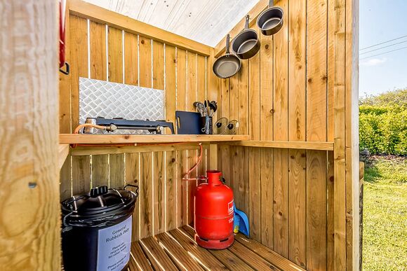 Primrose - Headland Escape Glamping, Tenby
