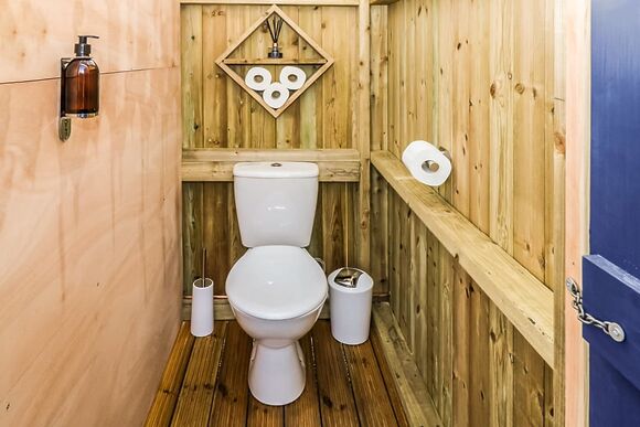 Primrose - Headland Escape Glamping, Tenby