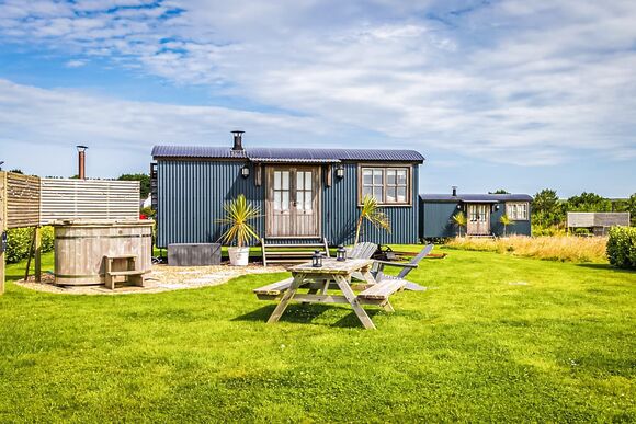 Hazel - Headland Escape Glamping, Tenby