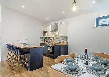 Hawthorn Lodge VIP - The Woods at Herons Mead, Orby