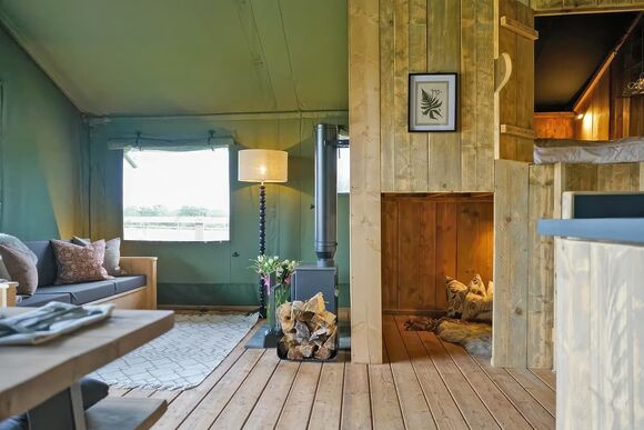 Bluebell & Primrose Safari Tents - The Woods at Herons Mead, Orby