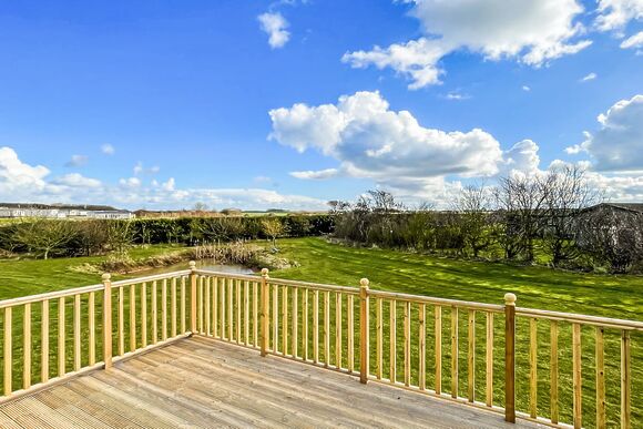 The Amy Johnson Lodge - Holderness Country Park, Tunstall, Nr Hull