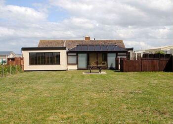 Beach Bungalow - Holiday Resort Unity, Brean Sands 