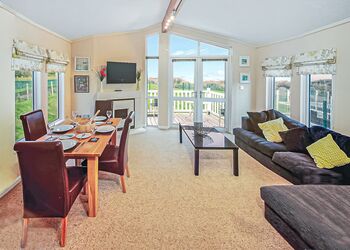 Platinum 2 Bedroom Lodge Hot Tub - Unity Beach, Brean Sands 