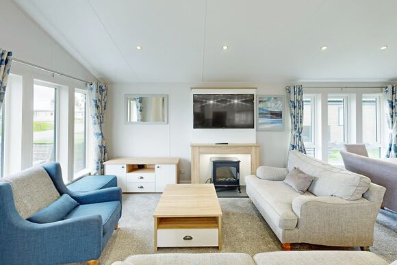 Platinum 3 bedroom lodge hot tub - Unity Beach, Brean Sands 