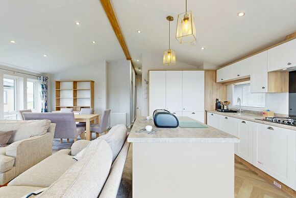 Platinum 3 bedroom lodge hot tub - Unity Beach, Brean Sands 