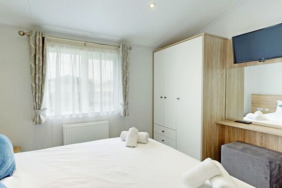 Platinum 3 bedroom lodge hot tub - Unity Beach, Brean Sands 