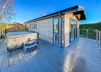 Ash Lodge - Hollybrook Lodges, Easingwold