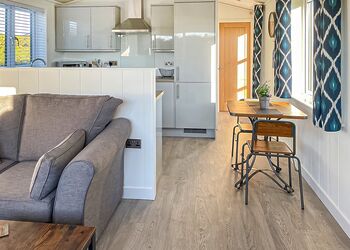 Ash Lodge - Hollybrook Lodges, Easingwold