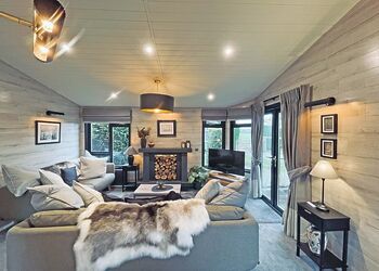 Spruce Lodge - Hollybrook Lodges, Easingwold