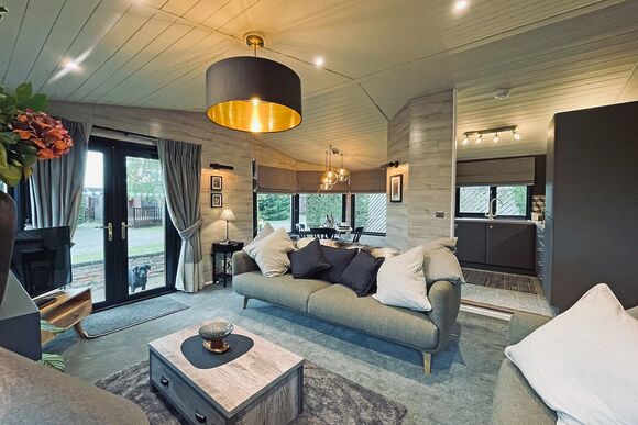 Spruce Lodge - Hollybrook Lodges, Easingwold