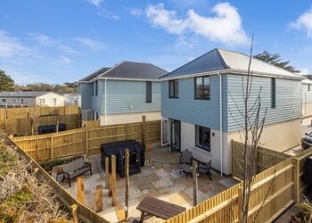 Avon Cottage Pet Friendly - Hoburne Park Cottages, Christchurch