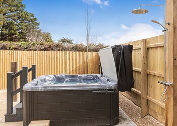 Stour Cottage - Hoburne Park Cottages, Christchurch