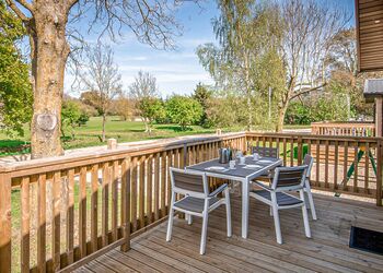 Clavering Lodge - Hawthorn Glen Lodges, Downham Market