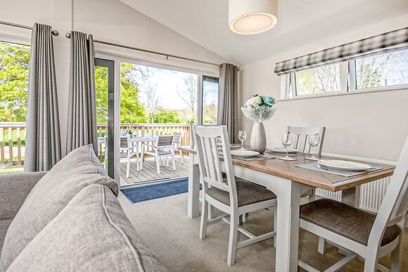 Hawthorn Glen Lodges