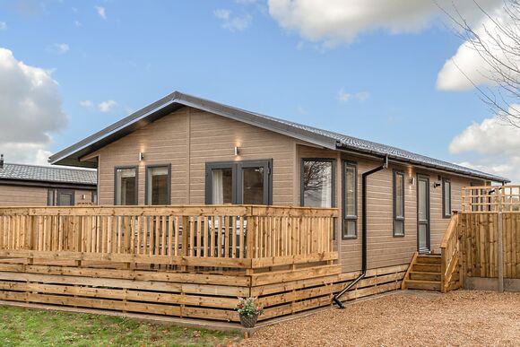 Cloud Lodge - Hawthorn Glen Lodges, Downham Market