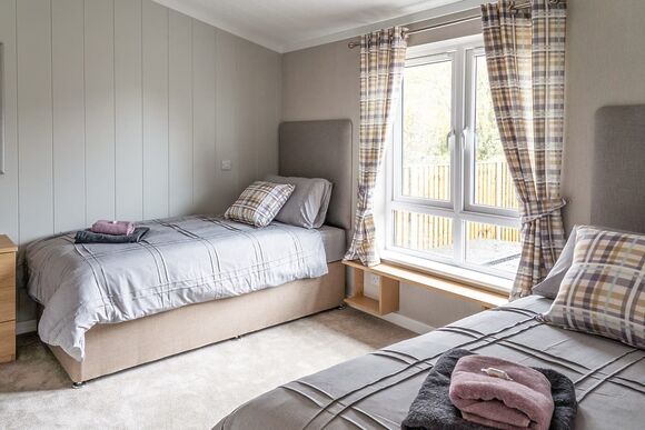 Cloud Lodge - Hawthorn Glen Lodges, Downham Market