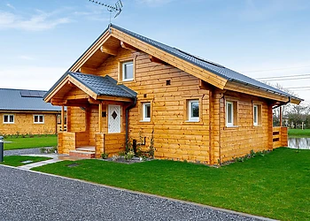 Holly Tree Lodge