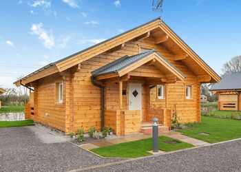 Holly Tree Lodge Accessible PF - Holly Tree Lodges, York