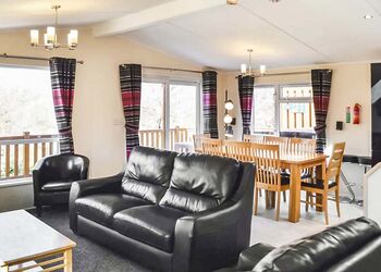 Luxury 4 Hot Tub Lodge (Pet) - Hunters Quay, Hunters Quay, Argyll