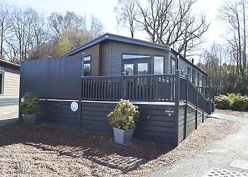 Oak Platinum 4 Lodge